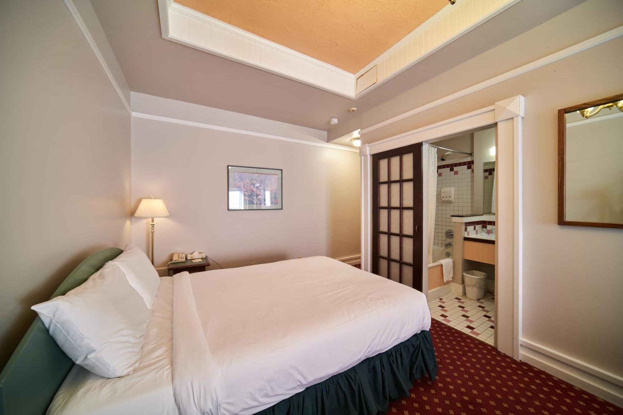 The Bedford Regency Hotel Victoria Eksteriør billede